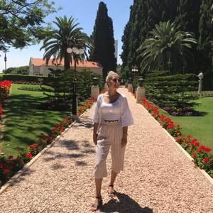 Meet your Posher, Nicole